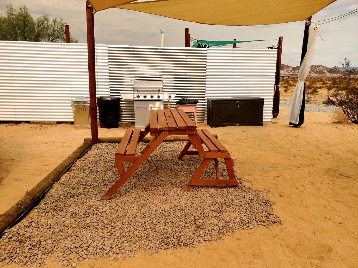 The Kosmic Tortoise Hotel Twentynine Palms Exterior photo